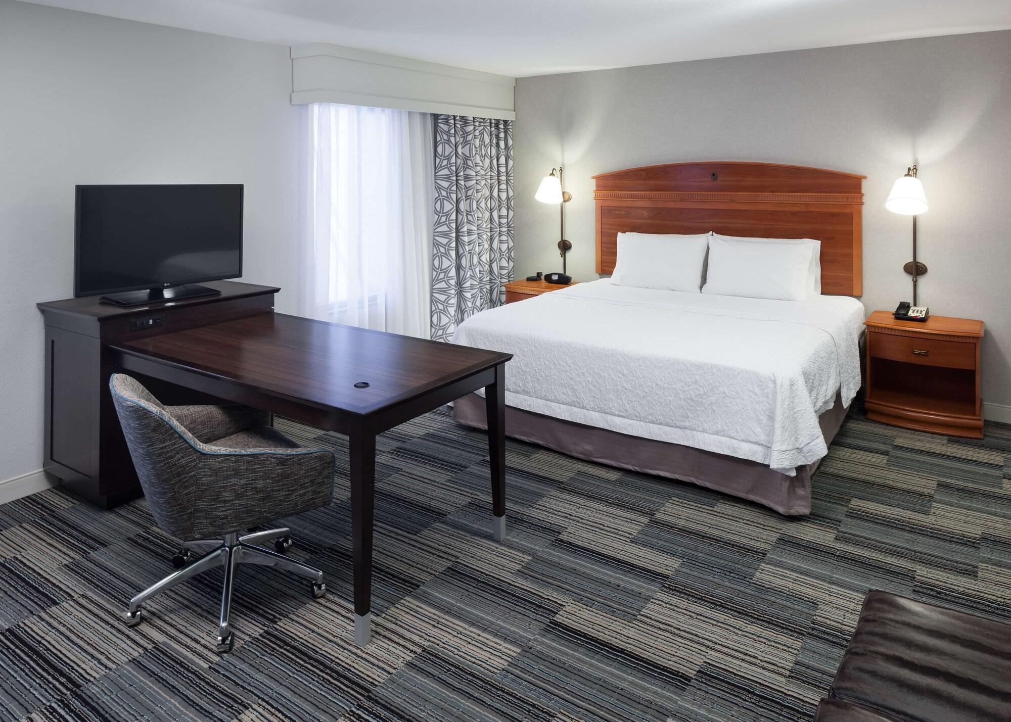 Hampton Inn & Suites Туларе Екстер'єр фото