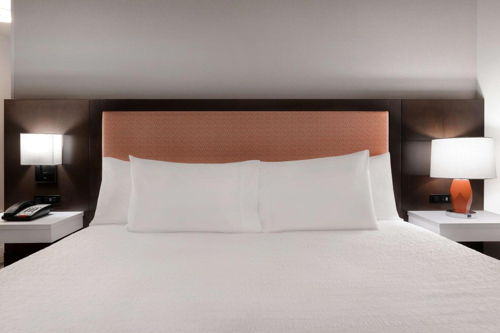 Hampton Inn & Suites Туларе Екстер'єр фото